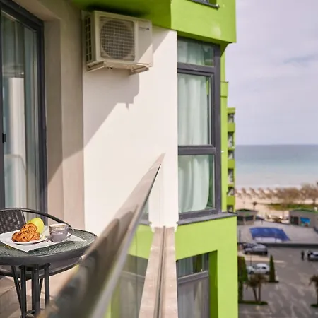 Apartament Adary Pool & Mamaia Nord Năvodari
