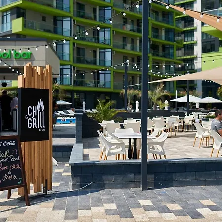 Apartament Adary Pool & Mamaia Nord 3*