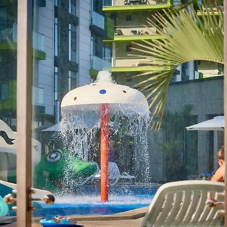 Adary Pool & Mamaia Nord Apartament
