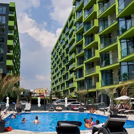Adary Pool & Mamaia Nord 3* Năvodari